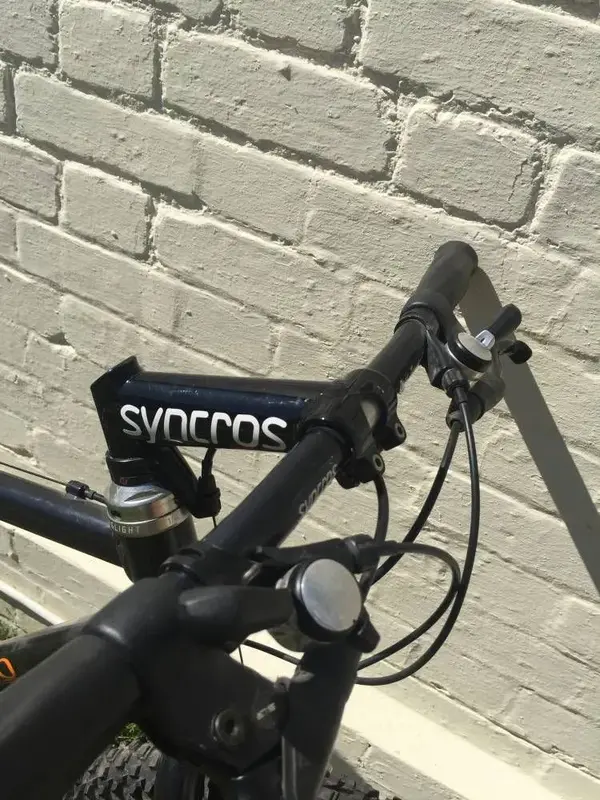 bars and shifters.webp