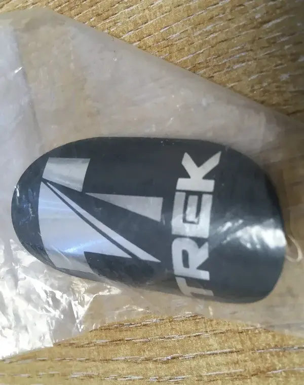NOS TREK HEADBADGE 1991.webp