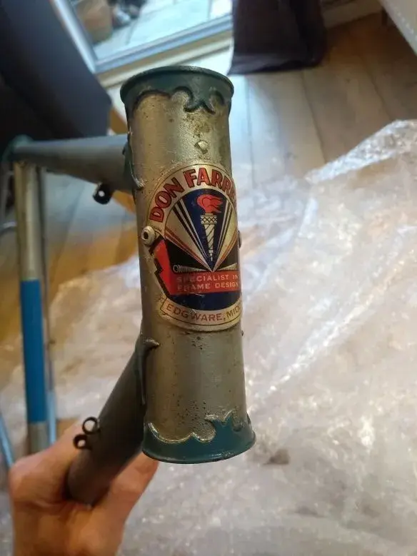 head tube-wide angle.webp