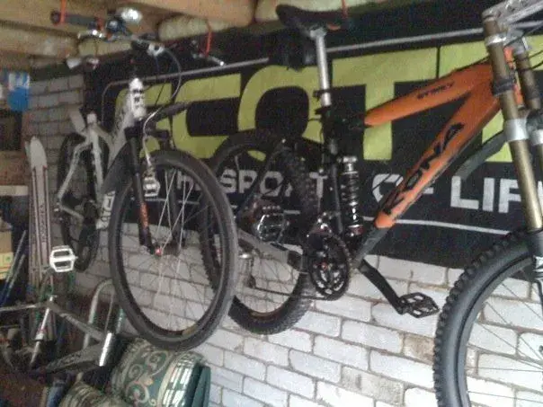 my old garage 2.webp