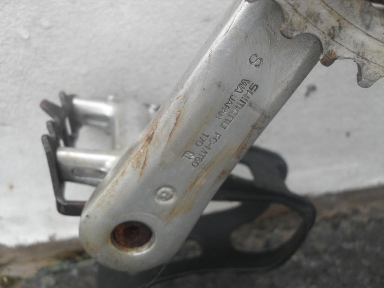 r 046