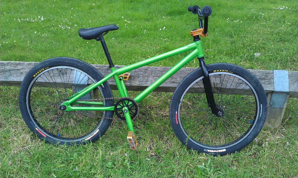 green sparkle 24