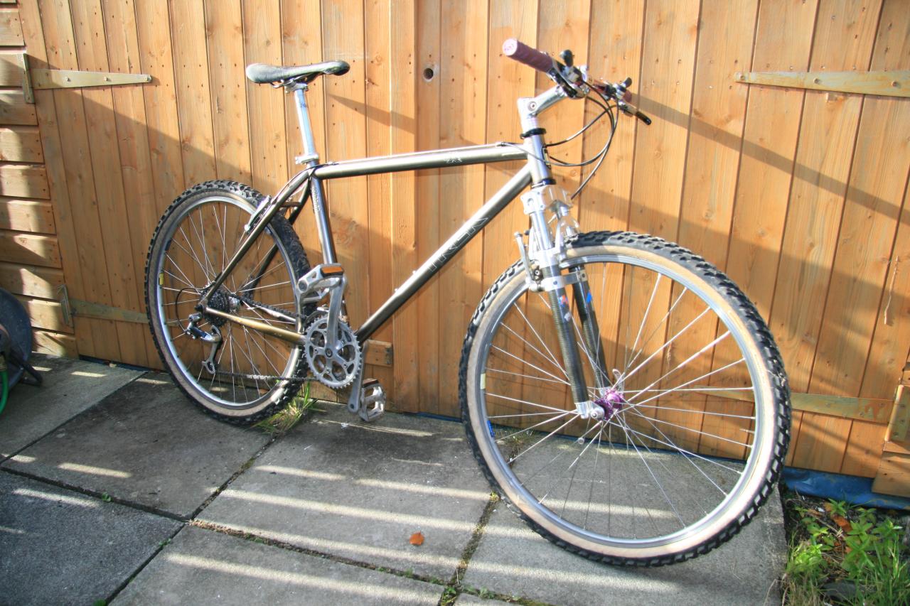 trek 002
