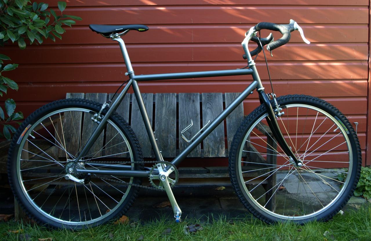 S-Works side