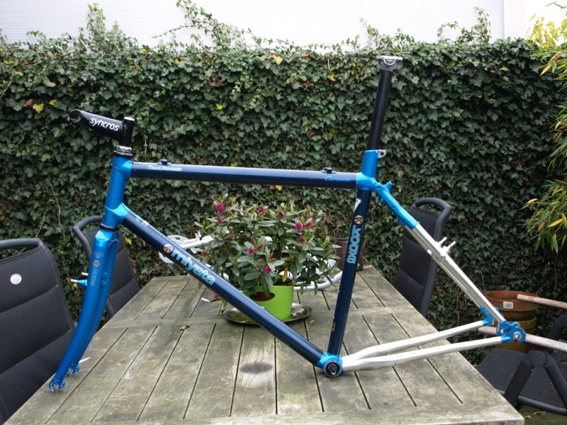 PB165991_l