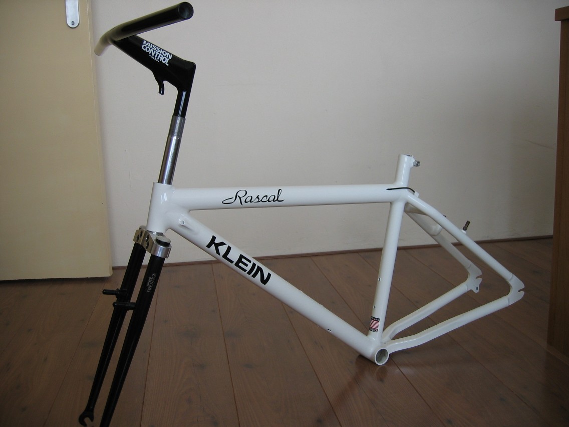 klein-decals-fork