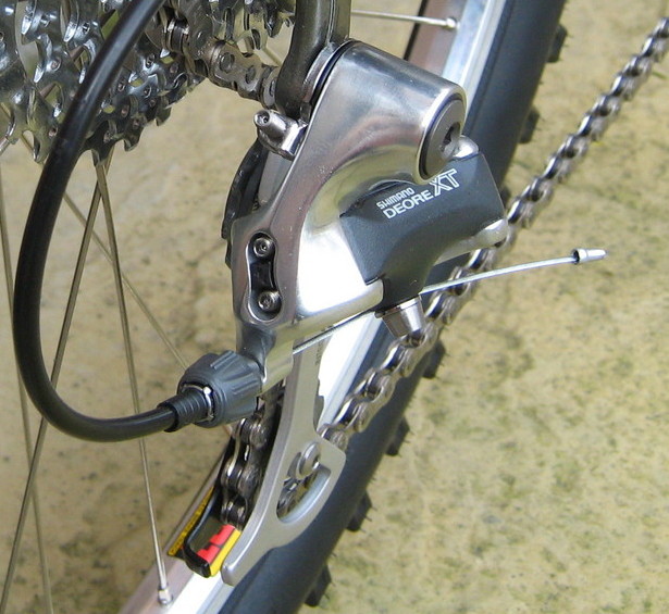 XT REAR MECH a