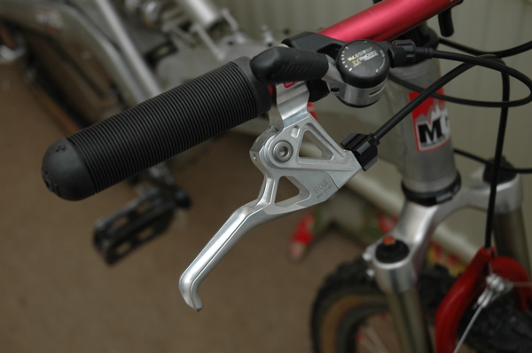 San Box Levers