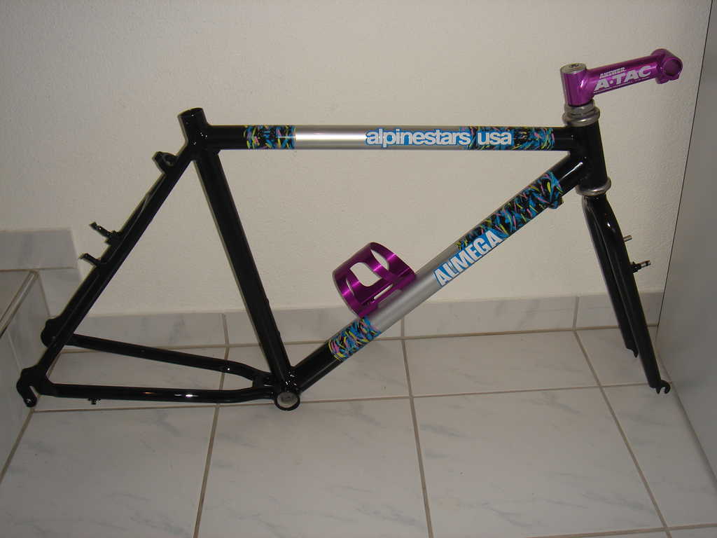 Alpinestars_AlMega_XT_001