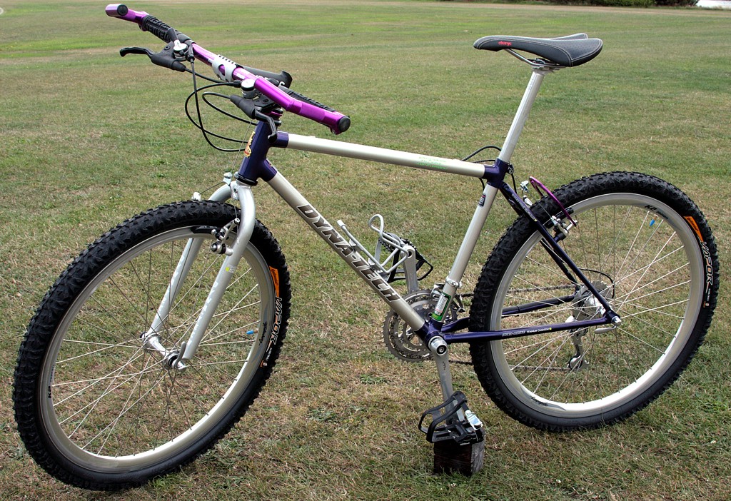 1992 Raleigh Dyna-Tech MT5 - nearside view