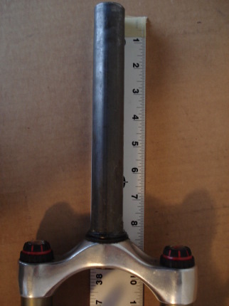 Fork steerer