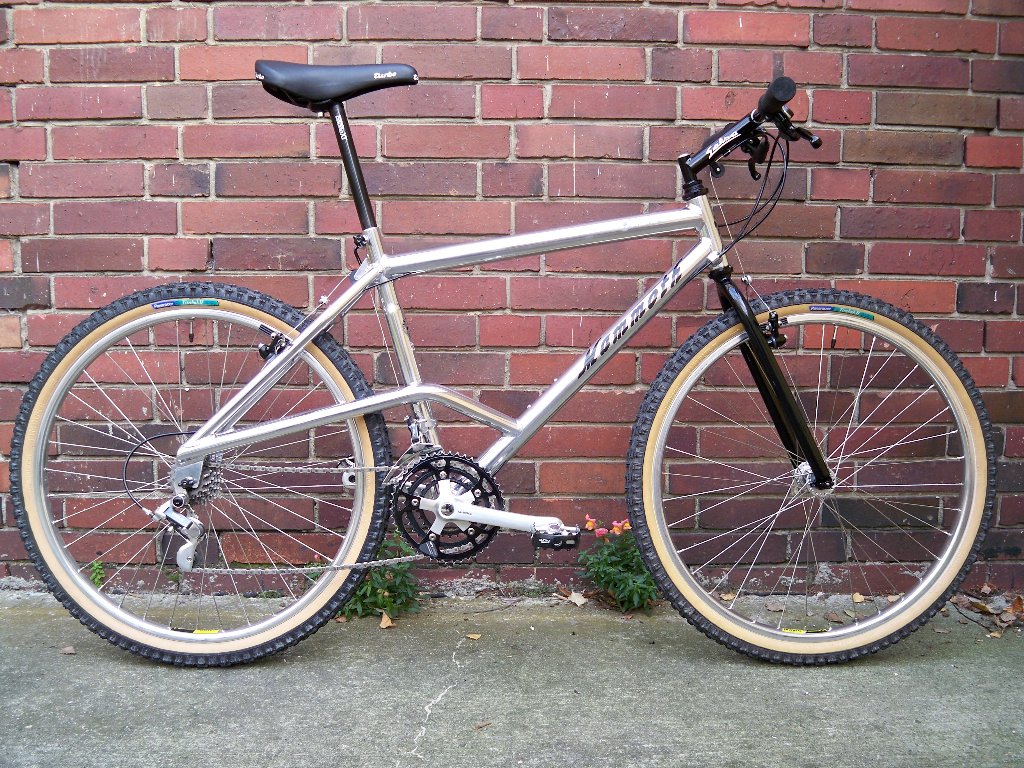1990 Mammoth RC201