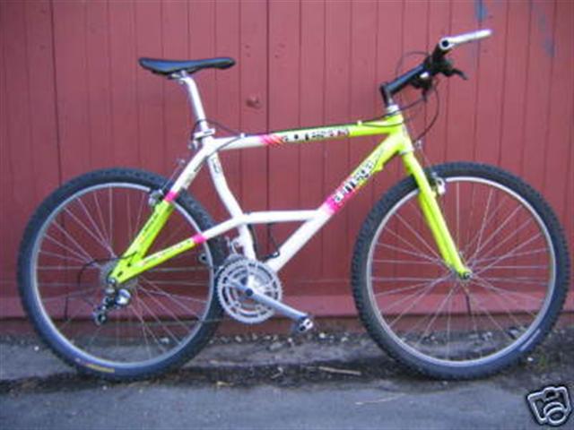 almega (Small)
