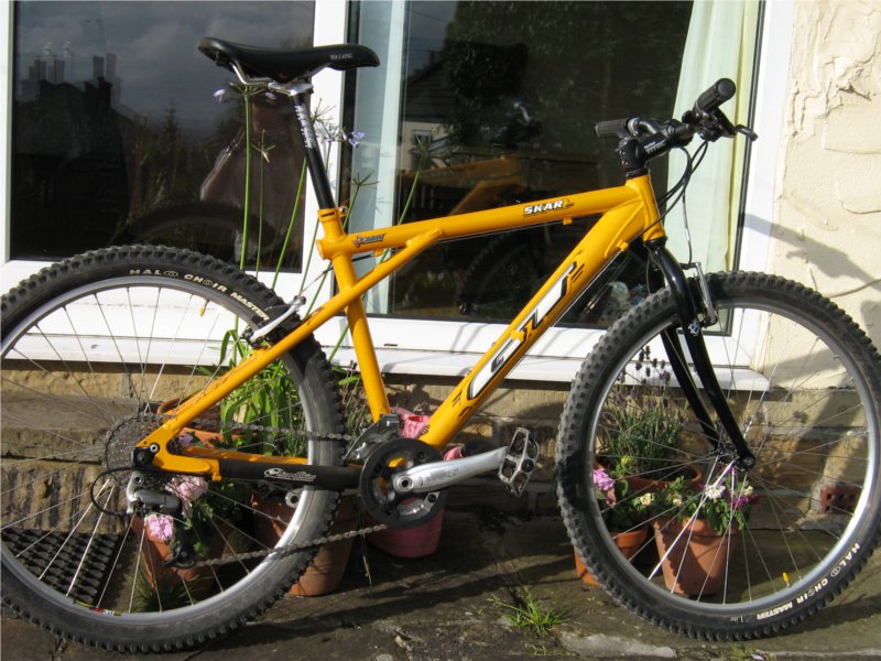 1999 GT Zaskar.