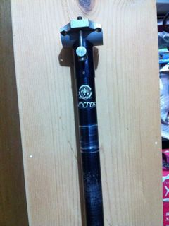 syncros_seatpost_sticker