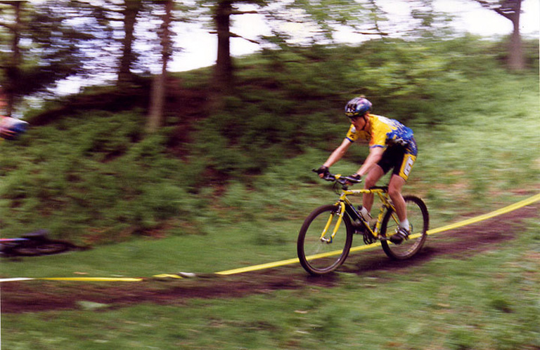 1992 GT Bravado - Racing in May 1993